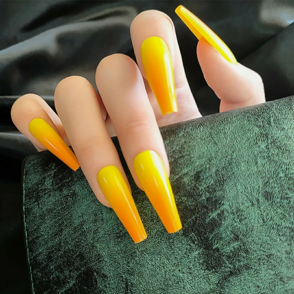 GRADIENT YELLOW-ORANG COFFIN PRESS ON GLUE ON NAI…